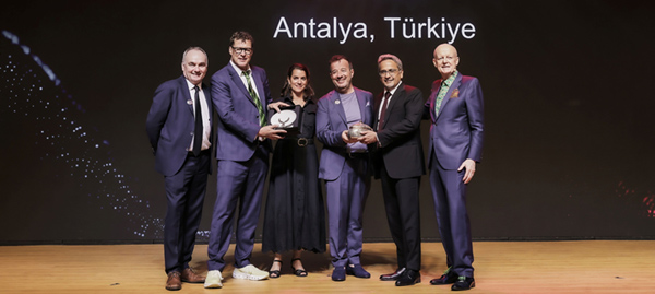 Antalya Havalimanı BFA ile yiyecek-içecekte Avrupa’nın en iyisi seçildi